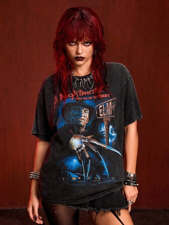 A Nightmare on Elm Street X ROMWE Camiseta de manga corta con cuello redondo y acabado desgastado con gráfico de figura