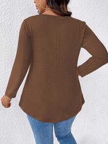 EMERY ROSE Plus Size Solid V-Neck Long Sleeve Casual T-Shirt For Spring - Brown - View 2