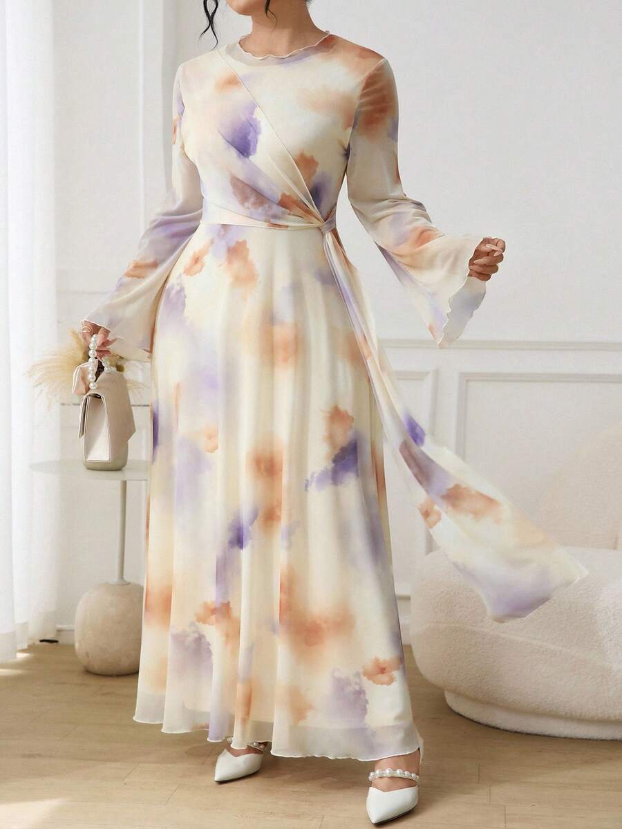 Modelyn Gaun Lengan Panjang Elegan dengan Motif Tie-Dye dan Simpul Putar Ukuran Plus - MultiWarna - View 1