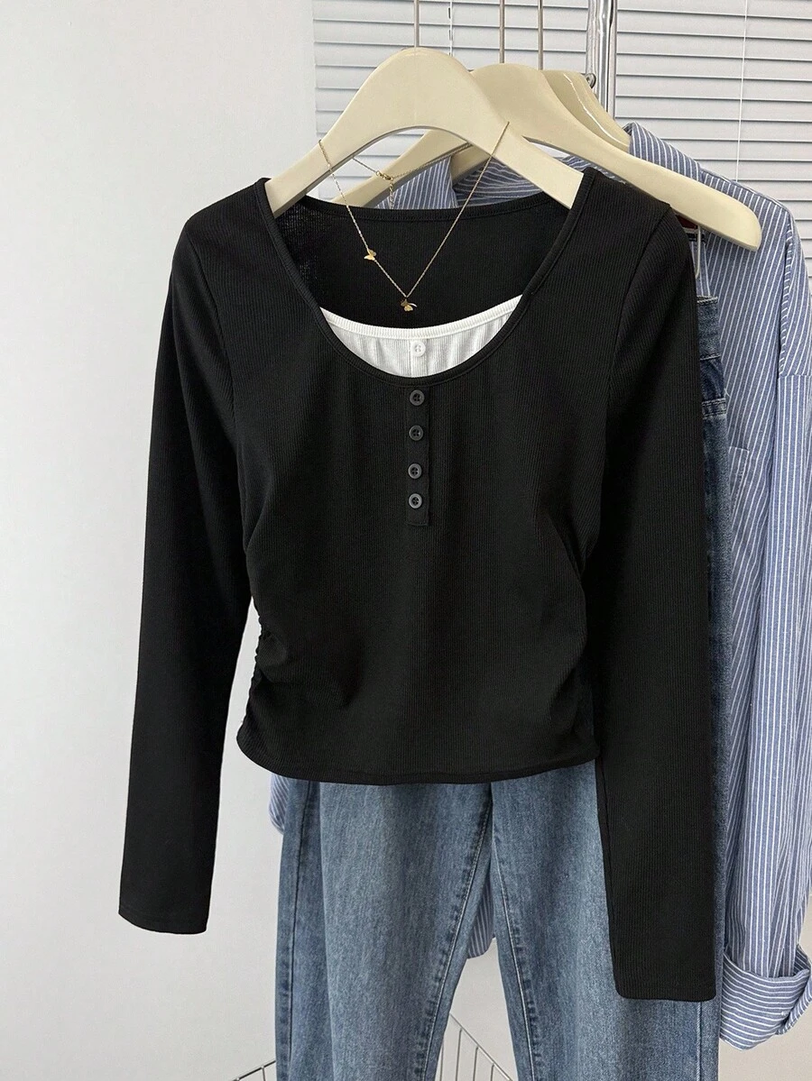 SHEIN 青少年女孩纯色罗纹撞色纽扣腰部褶皱针织弹力长袖圆领 T 恤,休闲、居家、返校季 - 黑色 - 查看 1