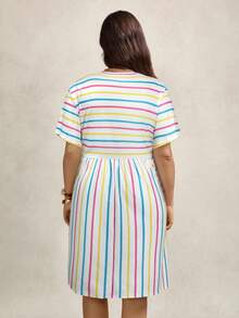 Zelara 大码女式彩色条纹圆领短袖口袋休闲连衣裙 女士夏季服装 毕业礼服 女士夏季服装 度假服装 女式带口袋曲线连衣裙 女式大码连衣裙 大码条纹连衣裙 大码夏季带口袋连衣裙 大码带口袋连衣裙 - 彩色 - 查看 2