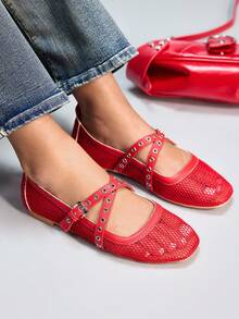 CUCCOO GRLICON 女士时尚黑色网眼透气平底鞋，带金属装饰，红色鞋子适合通勤、聚会、购物和度假 - 紅色 - 查看 1