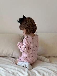 DAZY Baby Girls Floral All-Over Print Crew Neck Long Sleeve Bodysuit Fall,Winter - Pink - View 2