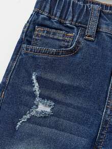 SHEIN 男童两件套黑色 T 恤和破洞磨边水洗紧身蓝色牛仔裤套装，适合夏季幼儿男童两件套服装 - 深色水洗藍 - 查看 7