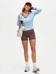 Easify SHEIN Sport كنزة صوفية كاجوال للنساء بأكمام طويلة وياقة على شكل حرف V مع تريم مخطط متباين، طراز رياضي للتنقل اليومي، موسم الخريف