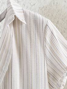 Manfinity Homme 男士夏季条纹短袖单排扣休闲衬衫 - 彩色 - 查看 3