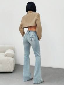 EURMUSE Light Washed Pocket Detailed Flared Jean - Light Wash - View 2