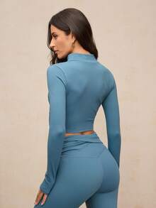 Activina Giacca sportiva corta aderente con colletto alla coreana, di colore unito, in stile minimalista - Blu - Visualizzare 2