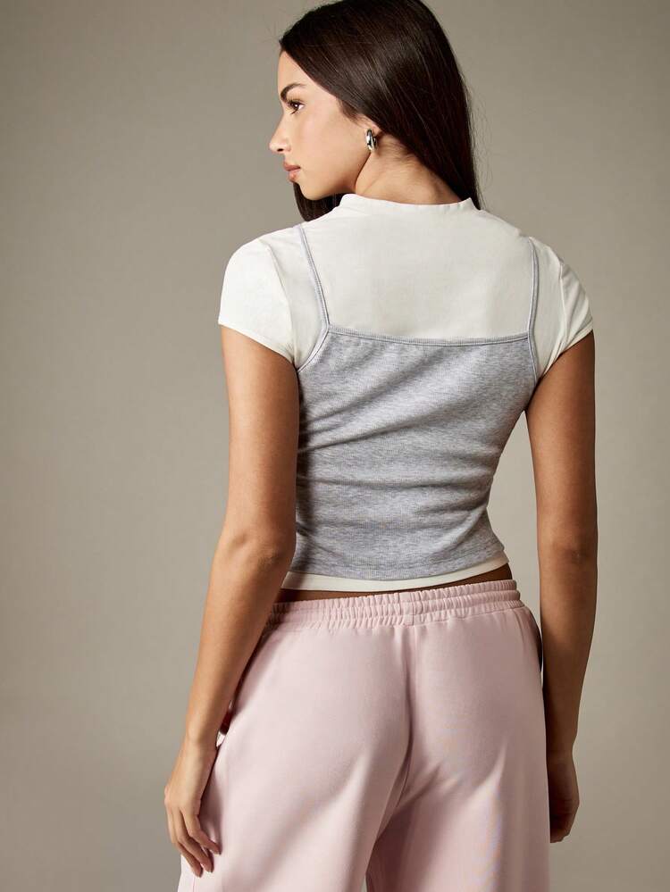 MISSGUIDED Débardeur côtelé avec encolure ras-du-cou, top à double couche à manches courtes pour femmes, idéal pour les saisons printemps-été et les tenues décontractées