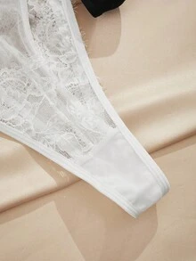 Charlaine 3 piezas de bragas tipo tanga de encaje transparente y sexy con diseño de cortes cruzados en negro y blanco, aptas para uso diario, oficina, casual y ocasional - Multicolor - View 10