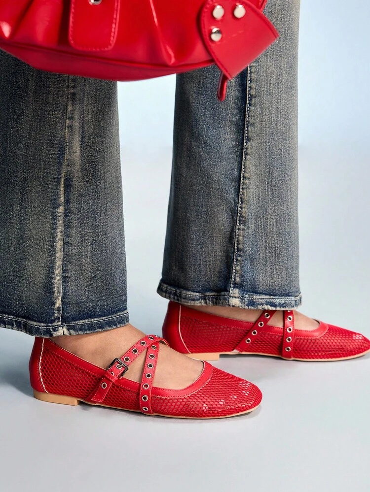 CUCCOO GRLICON Zapatos planos de mujer de malla negra transpirable con decoración metálica, zapatos rojos adecuados para ir al trabajo, reuniones, compras y vacaciones