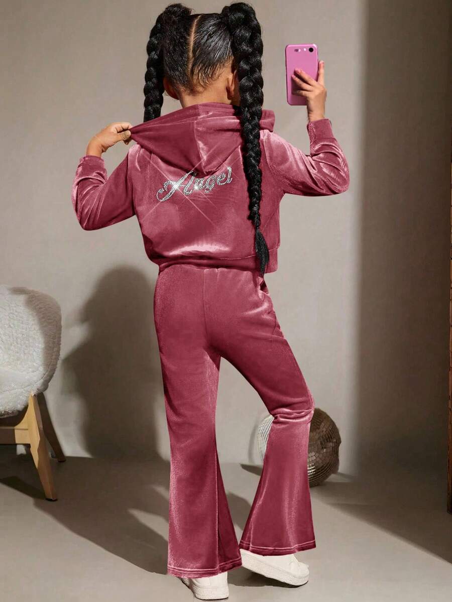 SHEIN 2-teiliges Set für Kleine Mädchen mit Strass-Buchstaben-Muster, Samt-Hoodie & weite Hose, Jogginghose, Outfits, süß & lässig & vintage, ideal für lässigen & täglichen Gebrauch & Schule im Sommer & Herbst, für Weihnachten - Pink - Übersicht 1