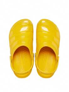 Crocs Classic Kids Neo Puff Clog Yellow CR206647 - Yellow - View 5