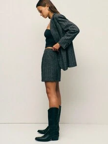Nöista Nöista's Black Tweed Suit Set Pairs An Oversized Longline Blazer With A Matching Mini Skirt-Ideal For Fall Office Outfits, Polished Winter Looks, Or Stylish Women's School Fashion.