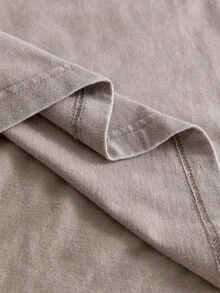 Manfinity VCAY 男士休闲时尚针织圆领二合一字母印花T恤，适合秋季穿着，情侣款 - 卡其色 - 查看 5