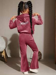 SHEIN 2-teiliges Set für Kleine Mädchen mit Strass-Buchstaben-Muster, Samt-Hoodie & weite Hose, Jogginghose, Outfits, süß & lässig & vintage, ideal für lässigen & täglichen Gebrauch & Schule im Sommer & Herbst, für Weihnachten - Pink - Übersicht 8