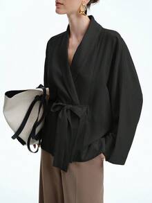 Aalyst Áo khoác sơ mi vải lanh pha trộn kiểu Pháp thanh lịch, thoải mái, rộng rãi dành cho nữ kèm thắt lưng, thiết kế tối giản, phù hợp đi làm, đi nghỉ, thoải mái, mùa xuân/thu/đông - màu đen - Xem 3