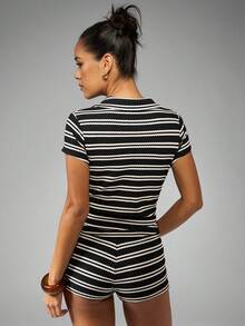 MISSGUIDED Casual Ribbed Striped Crop Top High Waist Shorts Coord Set Summer Holiday Weekend Fashion Two Piece Outfit Resort Poolside Vacation Style Lounge Wear Set