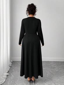 Elenzga Plus Size Women's Metal Buckle Decor Waist Cinched Round Neck Dress, Fashionable Artistic Luxurious Mature Elegant Romantic Dress Fall Cloth For Women - Black - View 2
