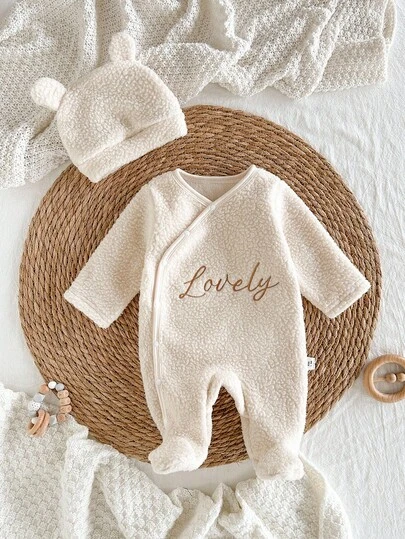 Nyfödd babykläder, mjuka fleece-sovkläder, sparkdräkt med söt engelsk broderi, långärmad jumpsuit med fotsula och bedårande mössa med björnöron, 2-delat set, vardagliga hemkläder för höst/vinter