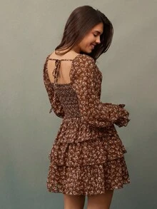 WESTFADE 纹理花卉印花甜心领锁孔前开襟长泡泡袖蝴蝶结后背层叠荷叶边迷你连衣裙休闲可爱秋季冬季乡村音乐会服装 - 棕色 - 查看 2
