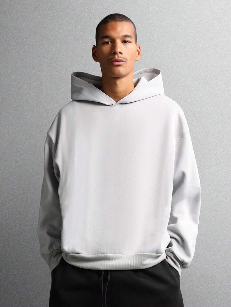 Oversized Hoodie z kieszenią na środku