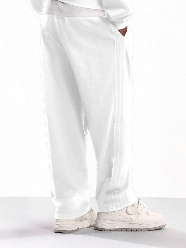 Pantaloni della tuta a gamba larga con coulisse in vita e tasche