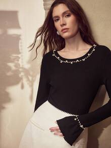 MOTF PREMIUM FAUX PEARL DECOR ELEGANT CASUAL DAILY COMMUTE T-SHIRT