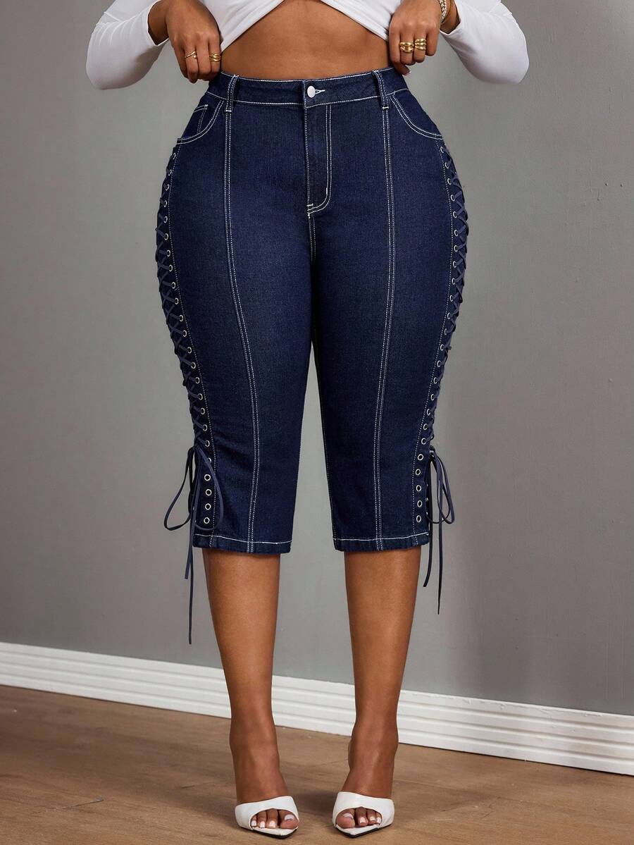 Slaydiva 大码休闲通勤交叉带紧身七分牛仔裤 - 藍色 - 查看 1