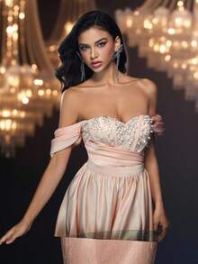 Glamrae 迷人、浪漫、性感、优雅、高贵、粉色、缎面、露肩、露肩、胶骨紧身胸衣、褶饰、3D 花卉、迷你 A 字裙，适合单身派对、婚礼嘉宾、音乐节、度假、正式晚会礼服 - 淺粉色 - 查看 3