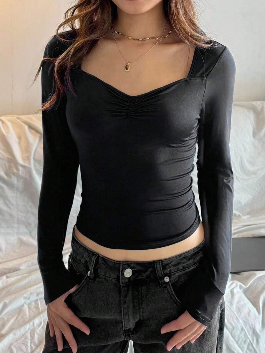 Magliette a maniche lunghe aderenti per ragazze adolescenti, t-shirt casual con arricciatura sul busto, colore unito, stile carino e dolce, adatta per la scuola, occasioni festive, picnic all'aperto in primavera, uso quotidiano, adatta per varie occasioni - nero - Visualizzare 1