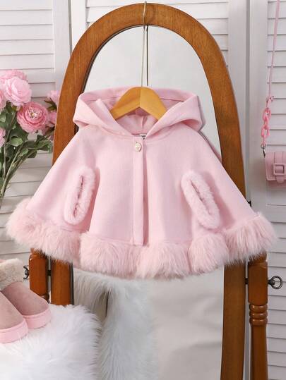 Chaqueta con capucha de parches de piel sintética para niña