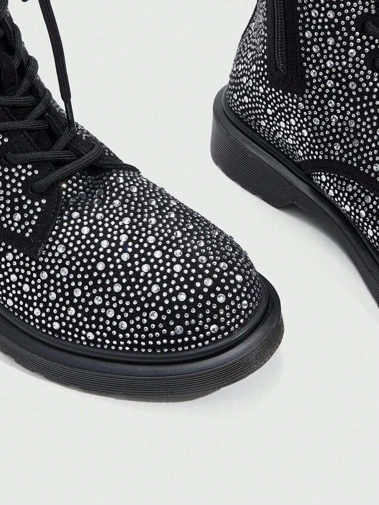 CUCCOO SZL 女性用ラウンドトゥ厚底ファッショナブルなブリティッシュスタイル ブラック フル ラインストーン スタッズ グラマラス セクシーブーツ、オートバイ ショート レースアップ ミッドカーフブーツ