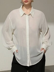 Aveloria Modichic Áo sơ mi tay dài chấm bi voan đen nền trắng rộng rãi thanh lịch đa năng thường ngày đi làm cổ bẻ thiết kế đơn giản cỡ lớn - trắng - Xem 6