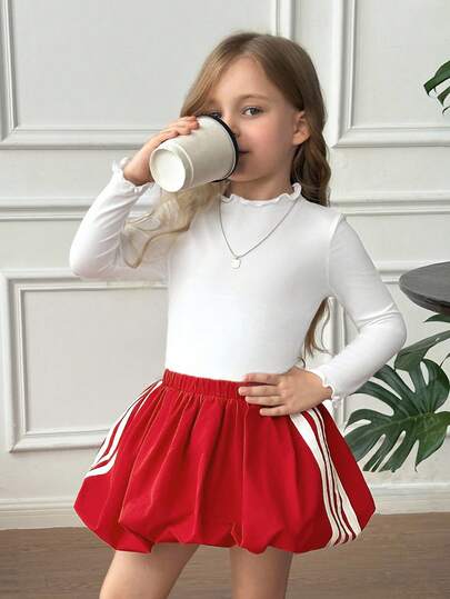 SHEIN Young Girl Casual Solid Color Windbreaker Fabric Low Waist Mini Bubble Skirt,Back To School Clothes,Sport Style,Street Style,Mom And Daughter Matching,For Christmas,Great For Casual & Daily Wear & School Daily In Autumn & Winter,Red For Christmas. Red Skirt Girl Red Tennis Skirt Skirt With White Stripes Kids Red Skirt Girls Sporty Skirt