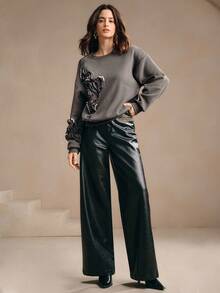 Anewsta Women's Autumn Chic 3D Flower Beaded Sweatshirt - Grey - View 7