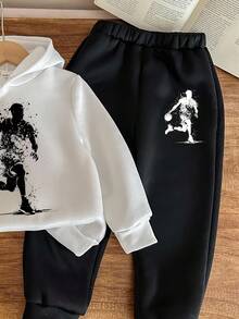SHEIN 青春男童秋季新款卡通动物涂鸦手绘风可爱风卡通英文字母宽松运动休闲简约加厚2件套，适合秋冬 - 黑與白 - 查看 5
