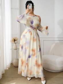 Modelyn Gaun Lengan Panjang Elegan dengan Motif Tie-Dye dan Simpul Putar Ukuran Plus - MultiWarna - View 4