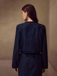 MOTF PREMIUM 撞色亮片装饰翻盖细节短款牛仔夹克 - 深色水洗藍 - 查看 4