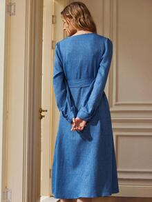 Écloséra 秋冬女士百搭通勤圆领长袖束腰压花面料中长连衣裙 - 藍色 - 查看 5