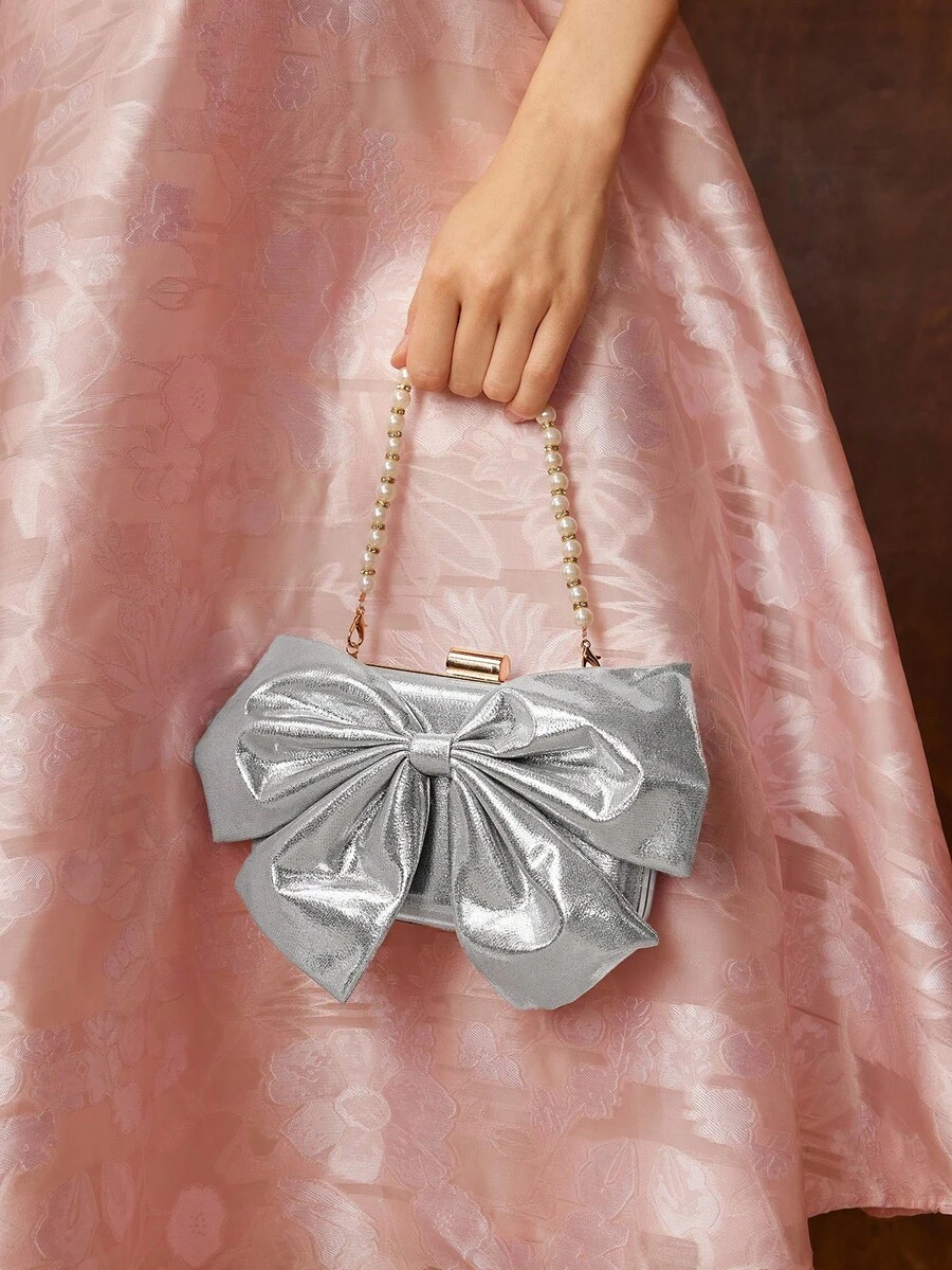 MOTF PREMIUM 蝴蝶结细节 KISS LOCK 晚宴包 - 銀色 - 查看 1