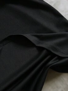 Sport MetroGents Áo thun thể thao cổ tròn dáng rộng in hình đầu lâu và chữ cái cho nam, phong cách đường phố - màu đen - Xem 5