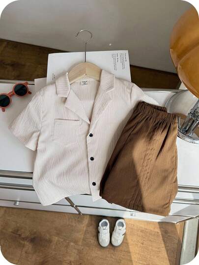 SHEIN 2件套男童度假短袖衬衫和褶皱短裤套装