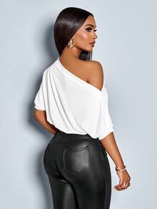 SOLERSUN Damtröja med asymmetrisk halsringning och rynkade axlar - Vitt - Visa 2