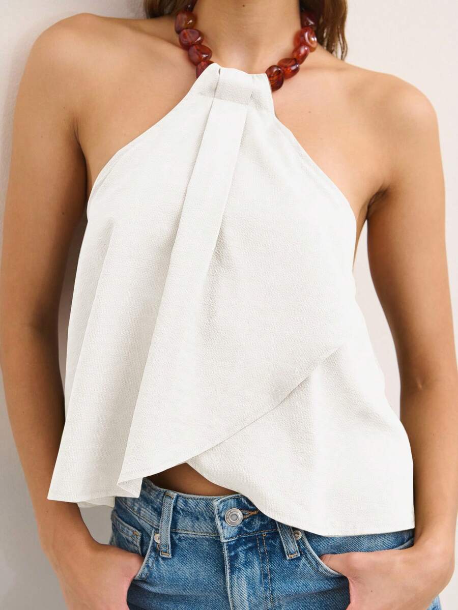 Nöista This Sleeveless Halter Top In Muted Olive Features A Draped Front And Wooden Bead Neckline, Creating A Relaxed, Flowy Silhouette. Perfect For Summer Outfits, Cute Summer Tops, Plus Size Summer Clothes, And Women's Summer Clothes.