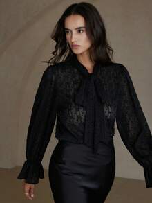 Aveloria Camisa de manga larga con cuello de lazo, mangas acampanadas y cortes en capas, de estilo retro francés y versátil - Negro - Ver 5