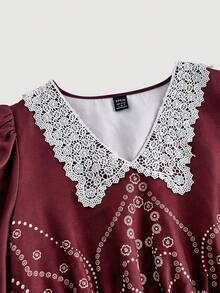 SHEIN MOD فستان نسائي أنيق بطراز الدانتيل الأنيق والزهور بطول متوسط - عنابي اللون - مشاهدة 4