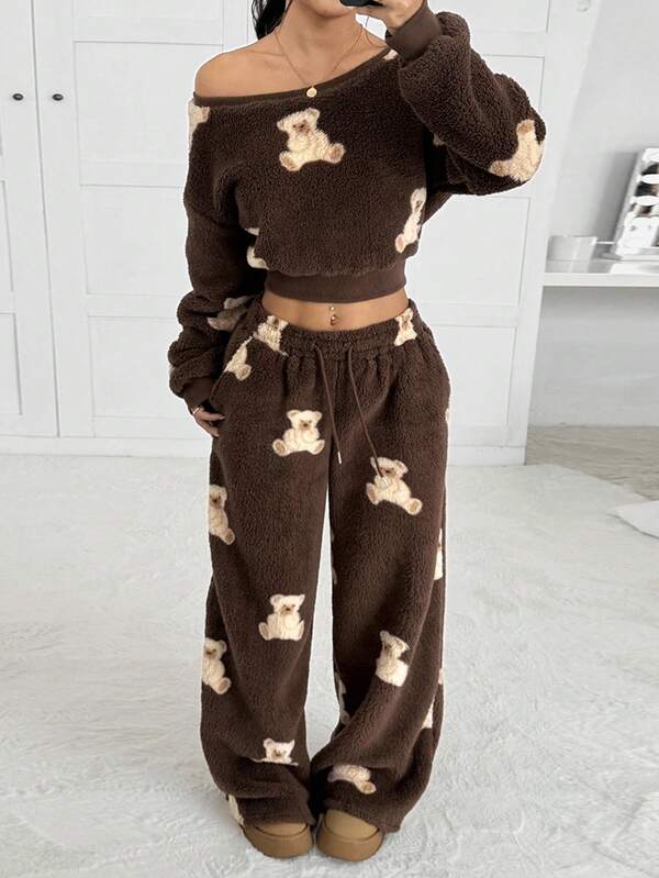 CovetEZ Women's Brown Teddy Bear Print Fleece Oblique Shoulder Sweatshirt And Pants Set, Autumn/Winter, Fuzzy Two Piece Set