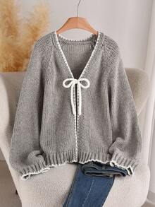 CosyJoli 秋冬大码休闲毛衣配领带蝴蝶结撞色装饰开衫 - 灰色 - 查看 1