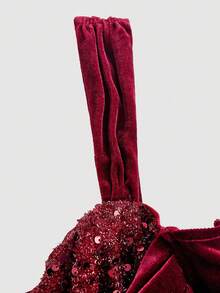 SHEIN MOD 女士酒红色天鹅绒亮片装饰无袖连衣裙，秋冬女装，派对礼服，优雅婚纱，正式礼服，晚礼服，时尚婚礼，派对服装，连衣裙，毕业礼服，舞会礼服，闪亮礼服，圣诞节 - 酒紅色 - 查看 5